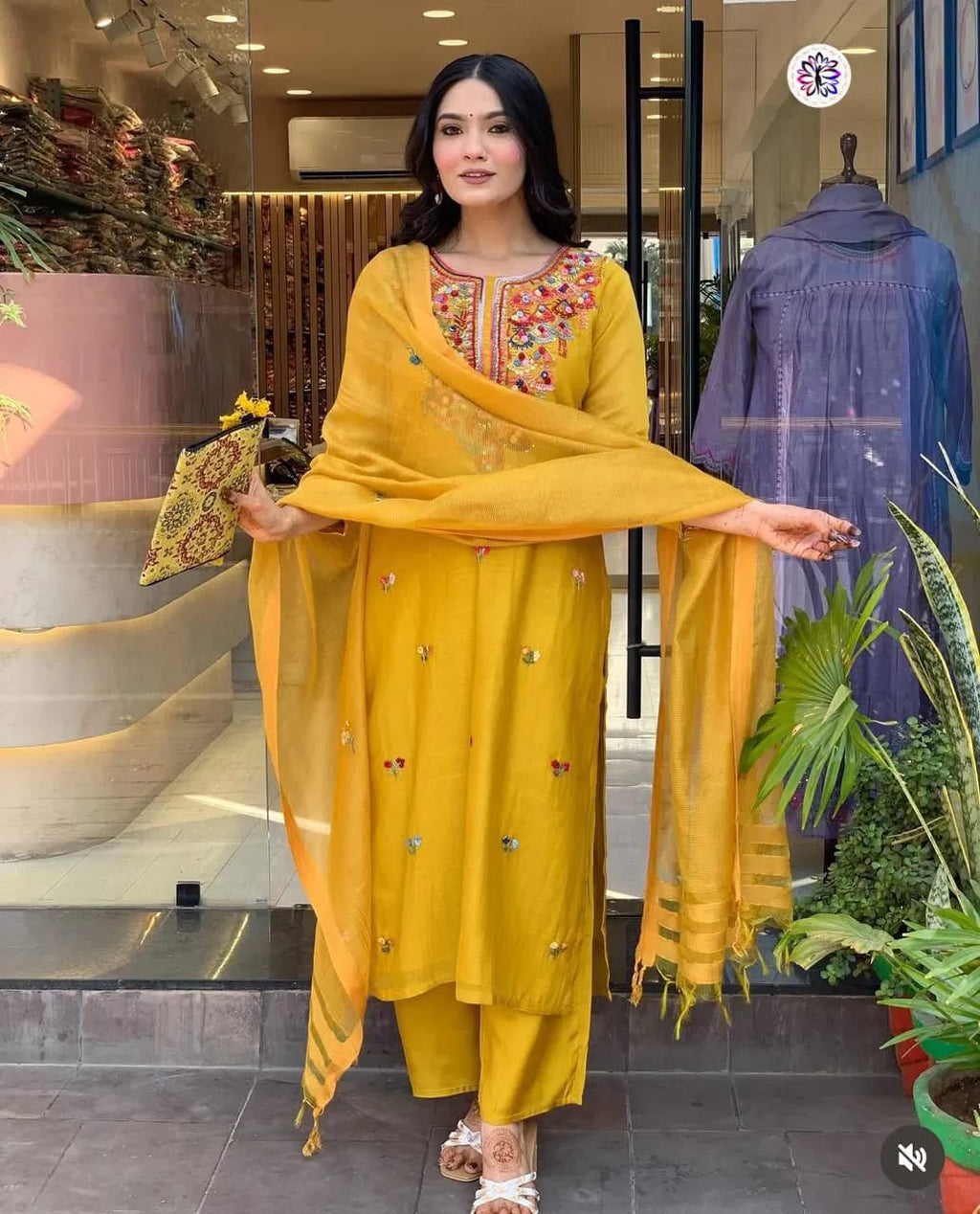 Mul Chanderi Thread Hand Work Kurti Bottom With Dupatta